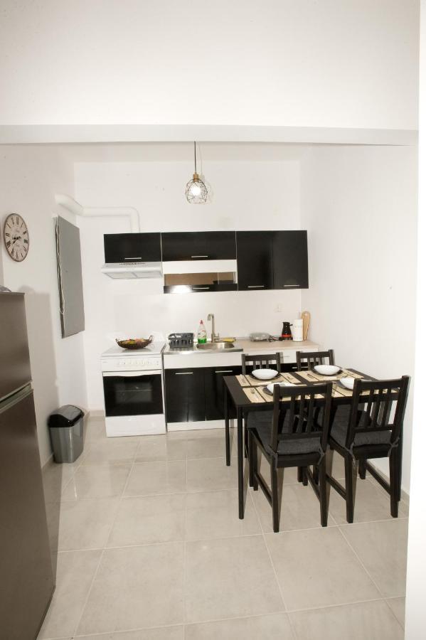 Sea Gem Apartment 1 Néoi Epivátai Exteriér fotografie